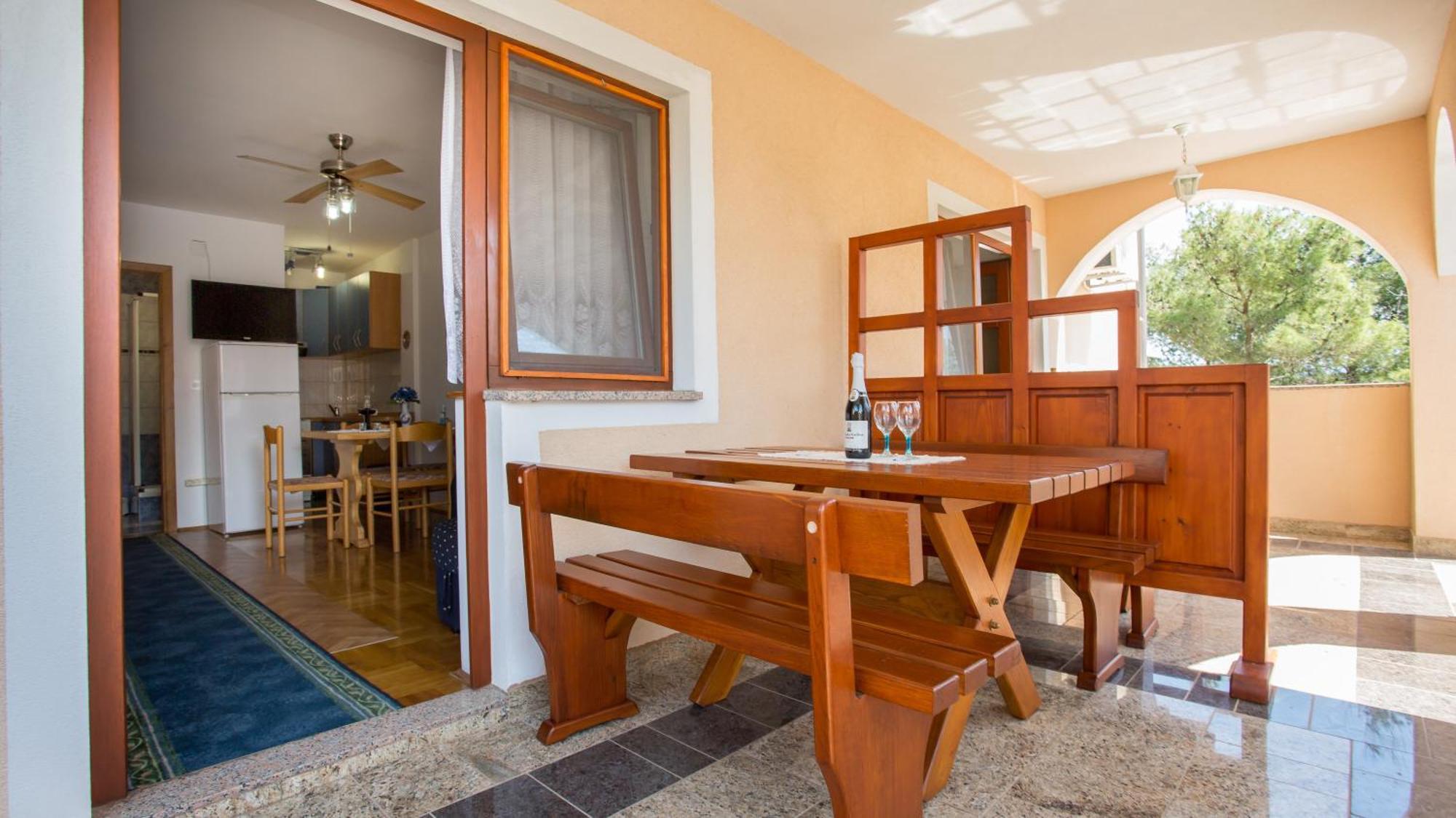 Apartment Branko Šilo Szoba fotó